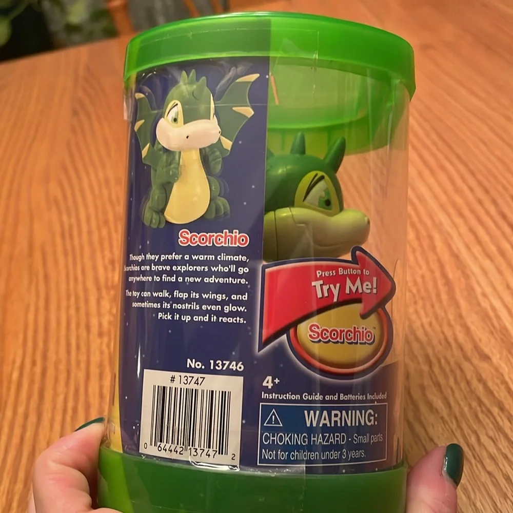 🩶 Neopets ‘Scorchio’ Voice Activated Pet NIB